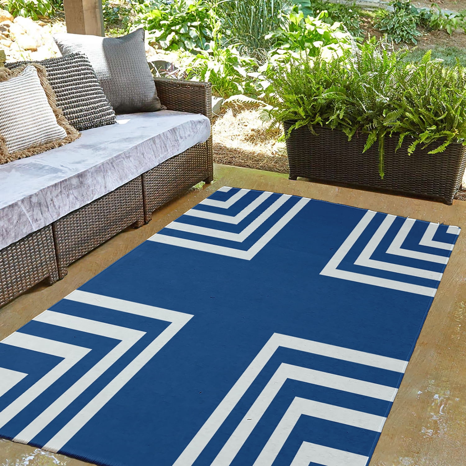 3' x 5' Simply Daisy Corner Stripes Modern & Contemporary Chenille Area Rug, Nautical Navy