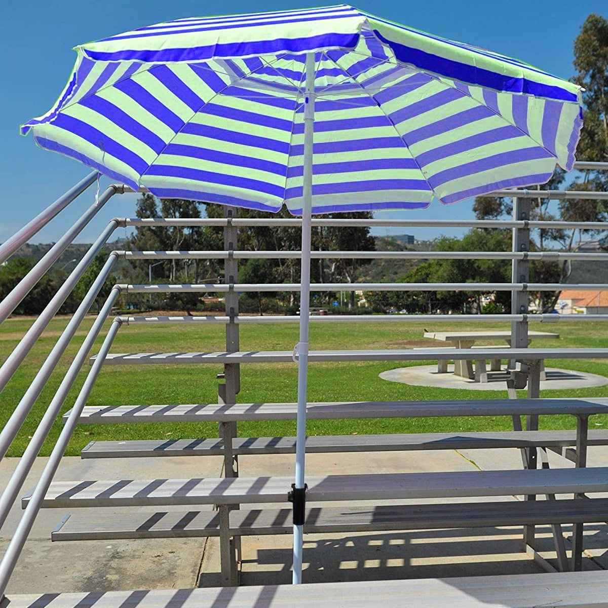 Masteelf 2pcs Patio Umbrella Clamp Deck Umbrella Stand Outdoor Adjustable Holder Clip