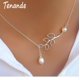 thumbnail image 2 of Tenande Venta caliente Color plata Hoja grande Perla simulada Gotas de agua Collares amp; Colgantes para mujer Accesorios de joyería Collier Tan Jianjun unisex, 2 of 2