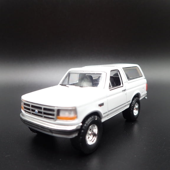 Open Box 1993 93 FORD BRONCO XLT OJ SIMPSON / AL COWLINGS 1:64 SCALE DIECAST MODEL CAR