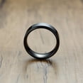 thumbnail image 5 of Bague Noire Classique pour Hommes Femmes Brillant Surface Bande de Mariage en Acier Inoxydable, 5 of 5