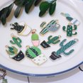 thumbnail image 3 of EeaseMX Dijes de aleación de cactus y plantas, llaveros, colgantes para bolso (estilo mixto), 3 of 7
