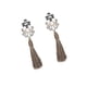 thumbnail image 3 of Pendientes de borla Zulema trenzado con flecos y borlas largas gris, 3 of 7