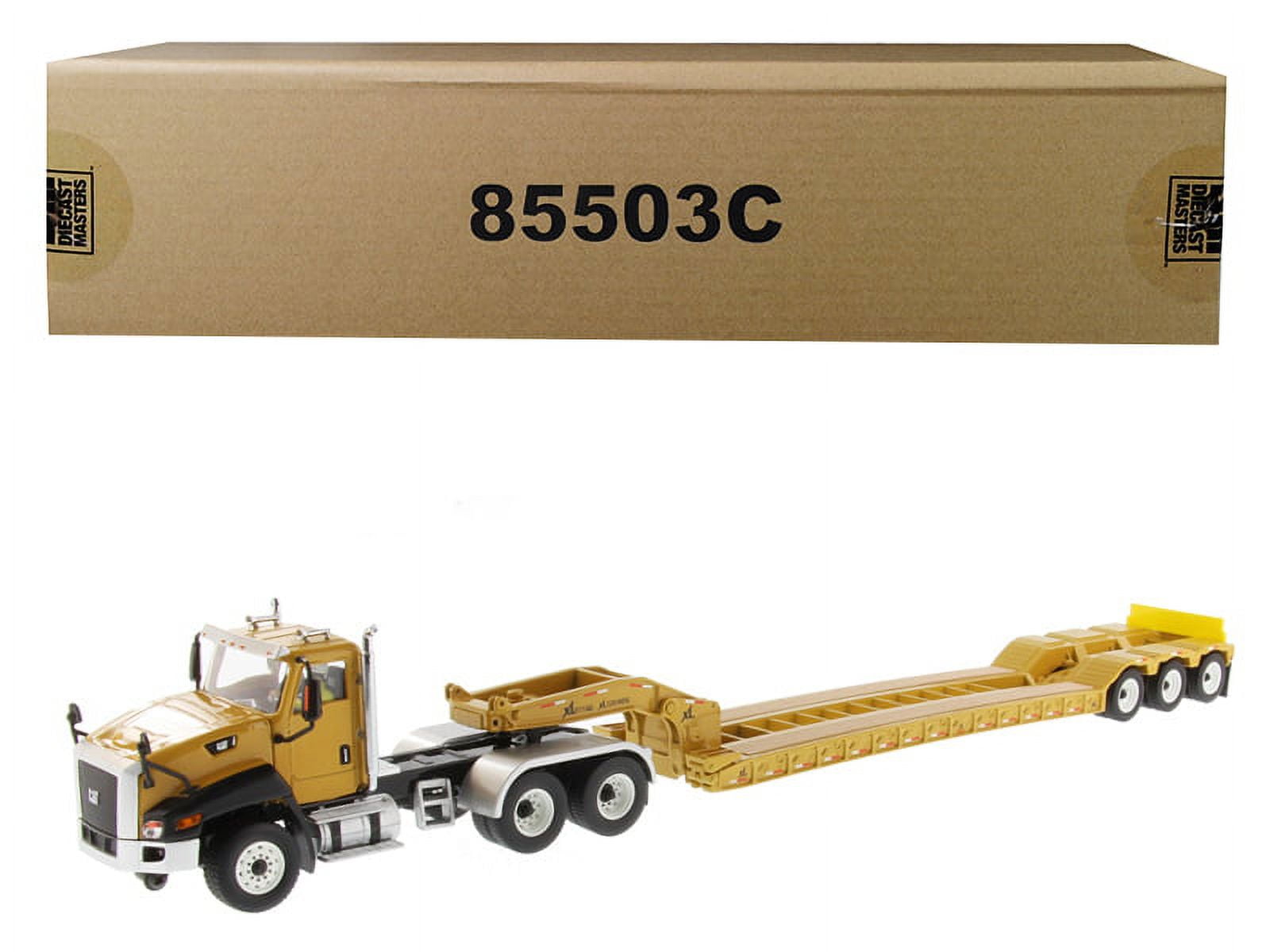 CAT Caterpillar D7C Track-Type Tractor Dozer Yellow with CAT Caterpillar D7C Track-Type Tractor Dozer Yellow with