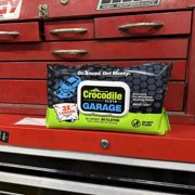 Crocodile Cloth Large Garage Cleaning Wipes, 90 Count, 10x15 Inches, For Interior & Degreasing