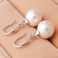 thumbnail image 2 of Pendientes colgantes de perla con gancho para mujer, regalo de joyería, 1 par, 2 of 5