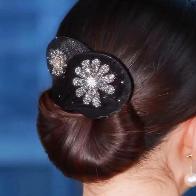 2024 NUEVO moño hábil con flores bordadas a mano, torcedor de cabello para moño hábil, pinza para el cabello torcida, pinza para el cabello con forma de bola, rodillo para moño de flores para cabello