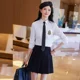 thumbnail image 4 of Camisa de mujer versátil de un solo pecho de estilo coreano primavera otoño 2022, manga larga blanca, elegante, informal, para desplazamientos diarios, 4 of 4
