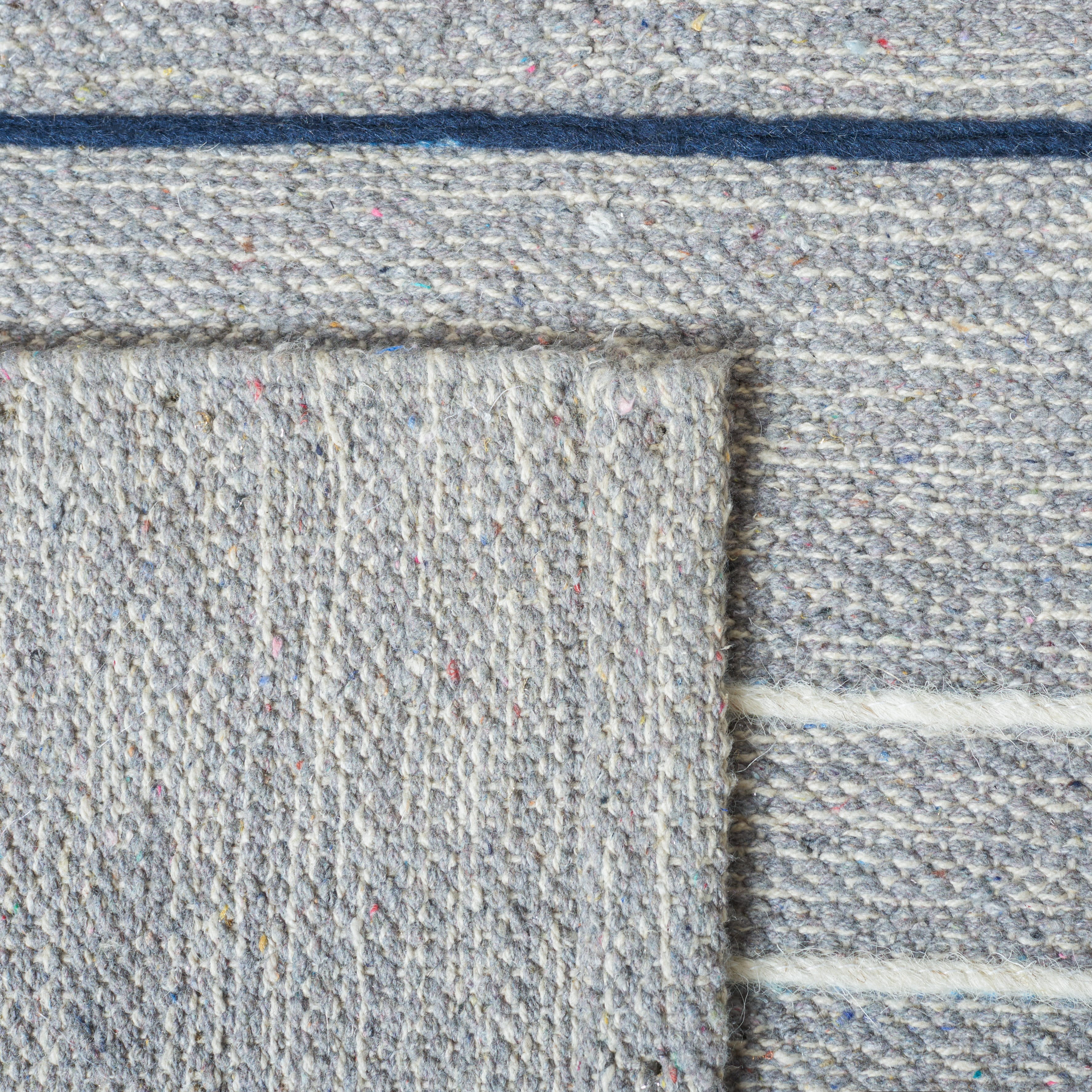 SAFAVIEH Striped Kilim Forrester Striped Area Rug, Silver/Grey, 5' x 8'