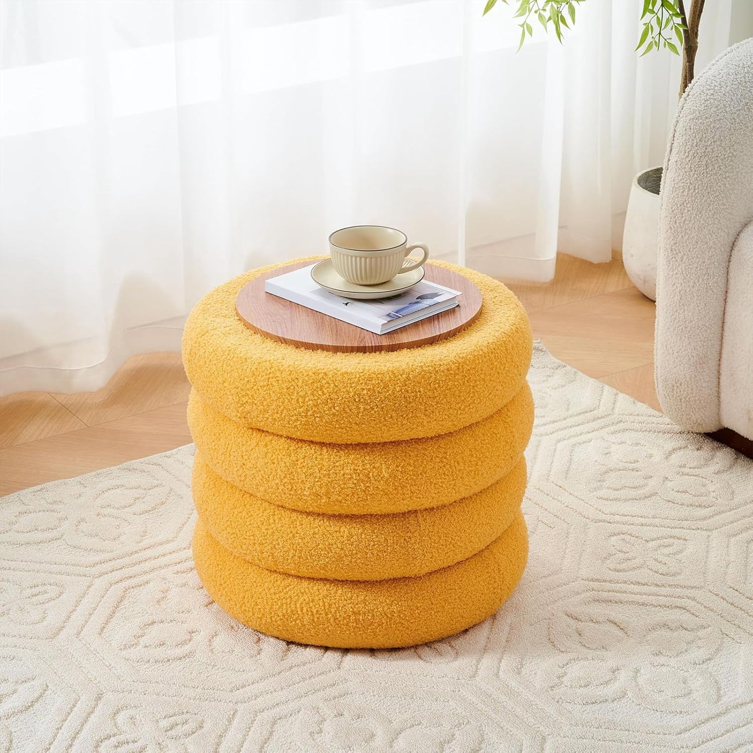 Casa Pura Furniture Round Storage Ottoman, Modern Sherpa Footstool, Teddy Vanity Stool with Flip-Top Tray, Makeup Chair for Home Decor, Upholstered Footrest for Living Room & Bedroom