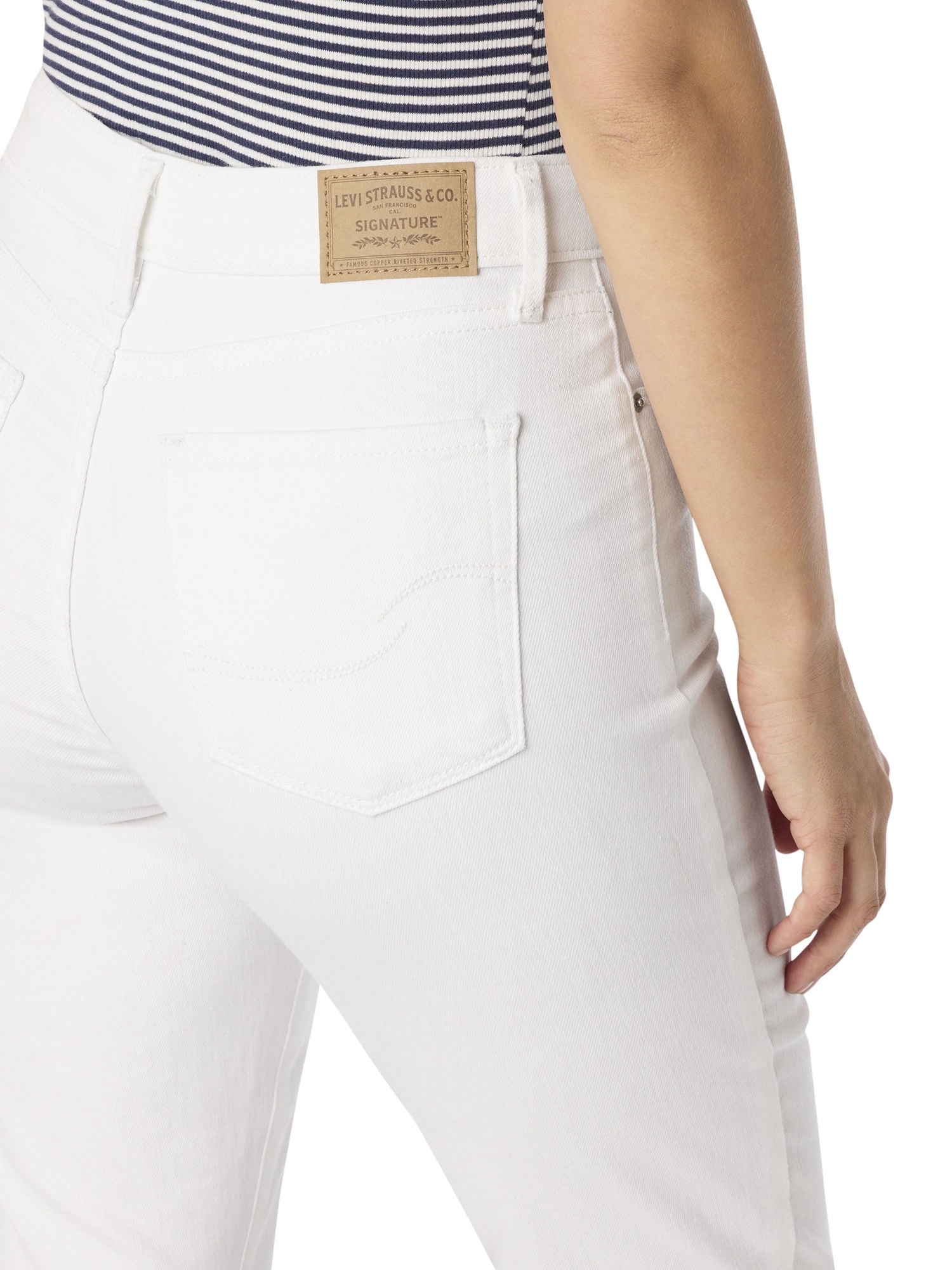 Levi Strauss Signature Women's Mid Rise Capri
