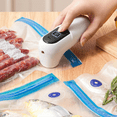 thumbnail image 3 of Petite Machine à Vide Alimentaire Portative pour Voyage d'Affaires, Mini Pompe de Scellage, Machine d'Emballage sous Vide, 1 x Machine à Vide Électrique, Blanc, 3 of 6