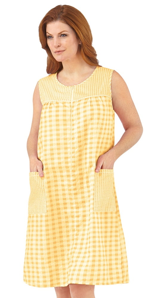 Collections Etc. HalfZip Front Sleeveless Pocket Dress with