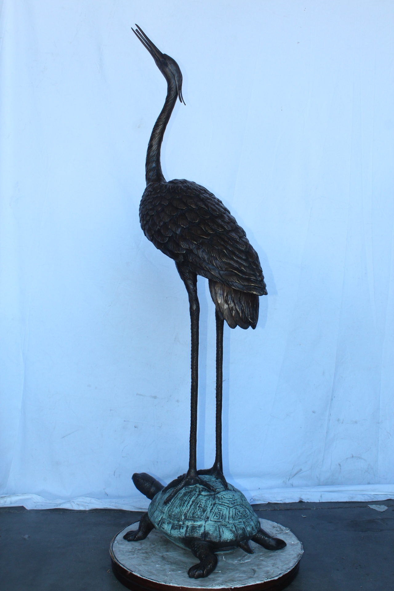 Nifao Blue Heron Looking Up on Turtle Outdoor Fountain Statue, Bronze Garden Water Feature Sculpture for Patio & Yard – Garden Outdoor Decor Sculpture, 21"L x 16"W x 71"H