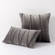 thumbnail image 4 of Funda de almohada con tiras de presión de terciopelo y correa de cuerda de presión para sofá, funda de almohada para el hogar, 4 of 4