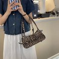 thumbnail image 4 of Bolso Bandolera para Mujer Con Leopardo Piel Sintética Viajes, 4 of 8