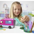 thumbnail image 2 of Juguete de construcción Mega Barbie Car Dream Camper con 580 piezas, 2 of 6