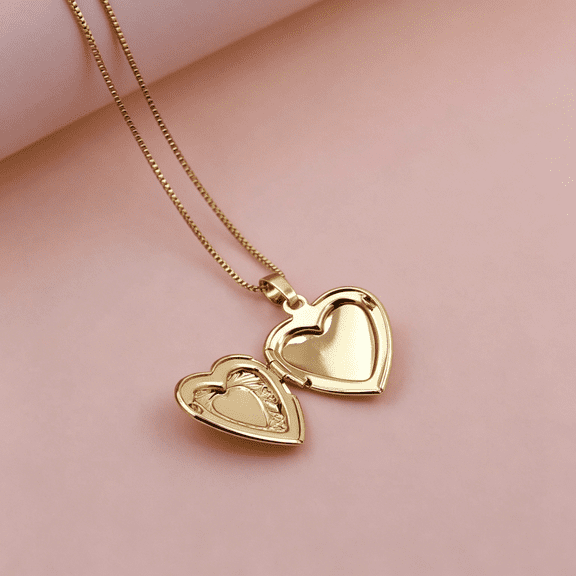 DESIGNICE Gold Tone Heart Locket Pendant Necklace with Chain for Women Heart Locket Necklace