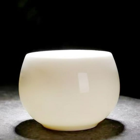 Large Porcelain Chinese Tea Cup Personal Teaware for Gongfu Tea or Daily Use Traditional Ceramic Drinking Cup for One Person