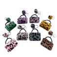 thumbnail image 3 of Llavero con estampado de leopardo para bolso, colgante creativo de peluche de dibujos animados para estudiantes, llavero para coche, colgante de bola de piel, accesorios, 3 of 6