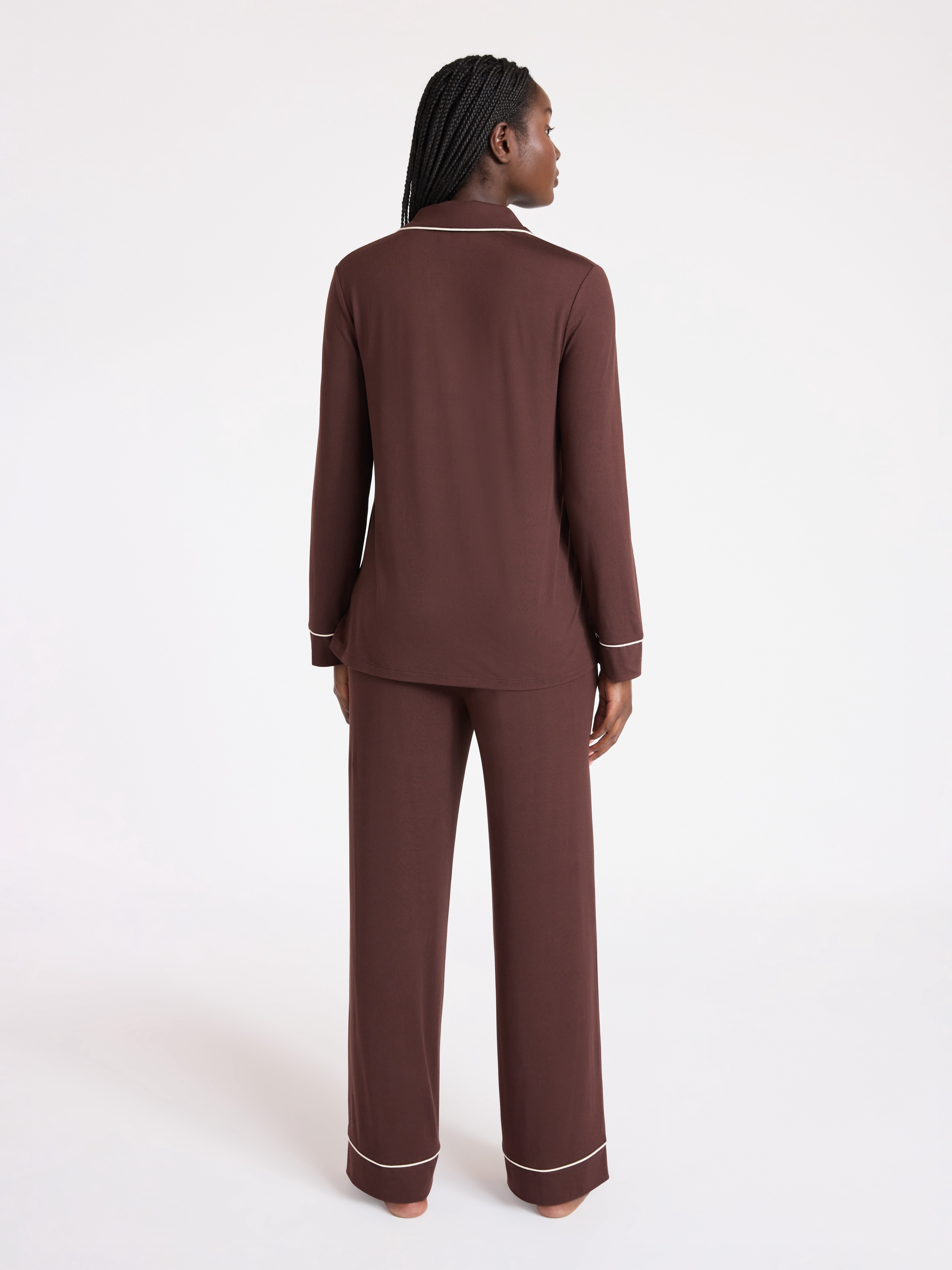 Joyspun Women’s Dreamy Soft Collection Long Sleeve Top and Pants Pajama Set, Sizes XS-4X