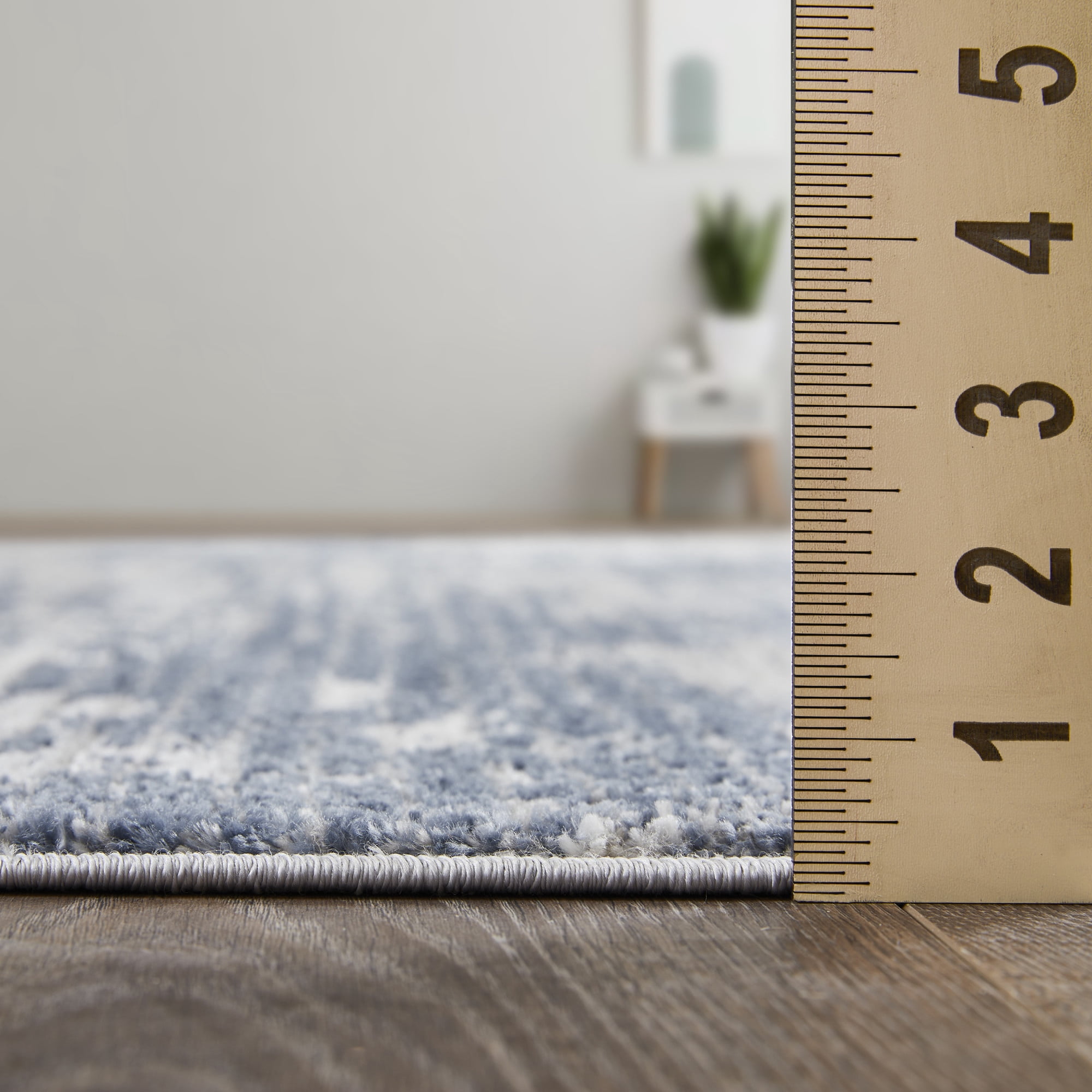 Loomaknoti Carleigh Arnald 4' x 6' Blue Abstract Indoor Area Rug