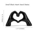 thumbnail image 2 of Estatua decorativa con forma de corazón y manos FANTESTICRYAN, resina negra, 13 x 8 cm, 2 of 9