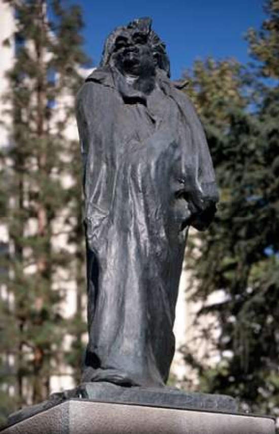 Monument To Honore