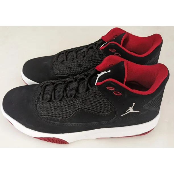 N I-K-E Jo r-dan Max Aura 2 CK6636 016 man black/red shoes sz 9.5 Brand New
