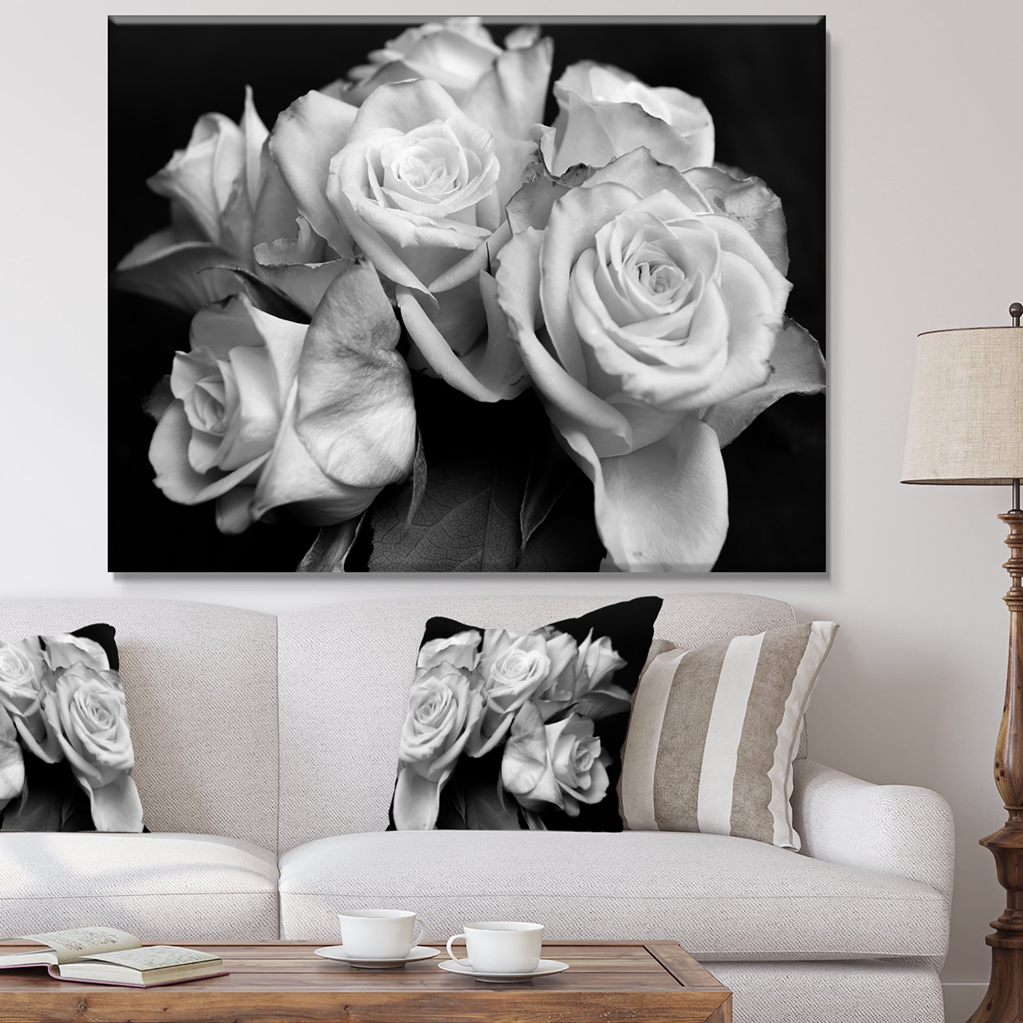 Designart 'Bunch of Roses Black and White ' Floral Art Canvas Print