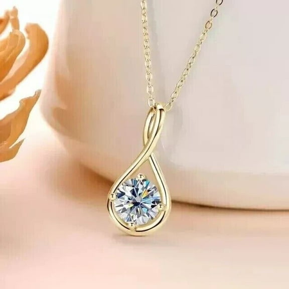 Pretty Solitaire Pendant 1Ct Round Cut Simulated Diamond 14k Yellow Gold Plated