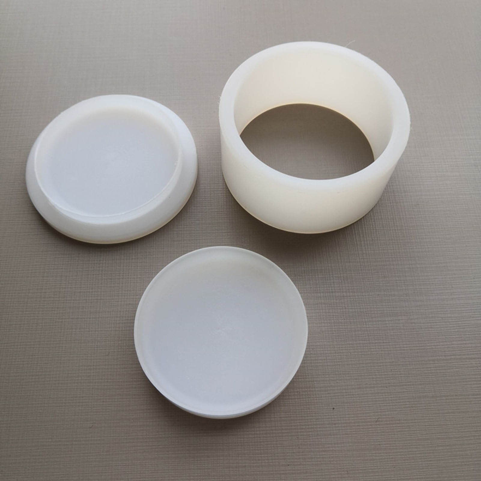 Tnobhg Doughnut Shaped Bath Soap Mold 3D Bath Salt Ball Mold Non-Stick 6.35CM/5.8CM Diameter Shampoo Press Bar Mold