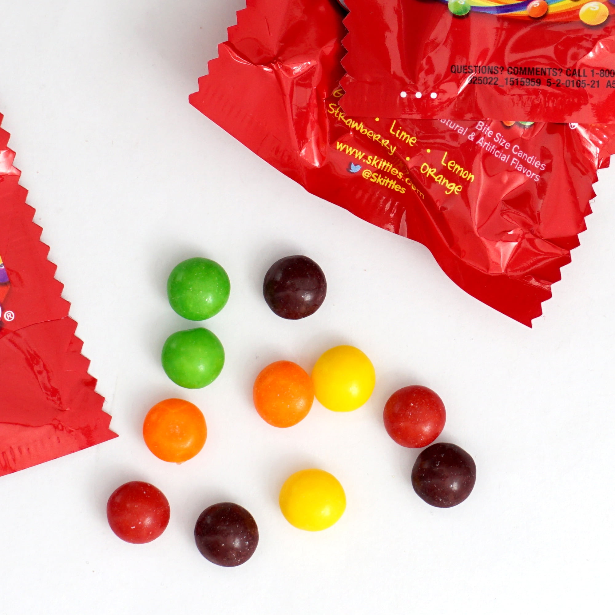 Skittles Fun Size Candy, 4 Pound Bag (Approx. 112 Pieces), Individual Fun Size Candy Packs