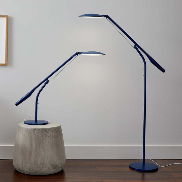 Cricut Bright 360, Ultimate LED Floor Lamp - Walmart.com