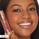 thumbnail image 3 of Tarta de manteca Blush & Glow Cheek Plump, color baya, 3 of 8