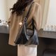 thumbnail image 5 of Bolso Tipo Cartera Cruzado Informal para Mujer Cuero PU, 5 of 9