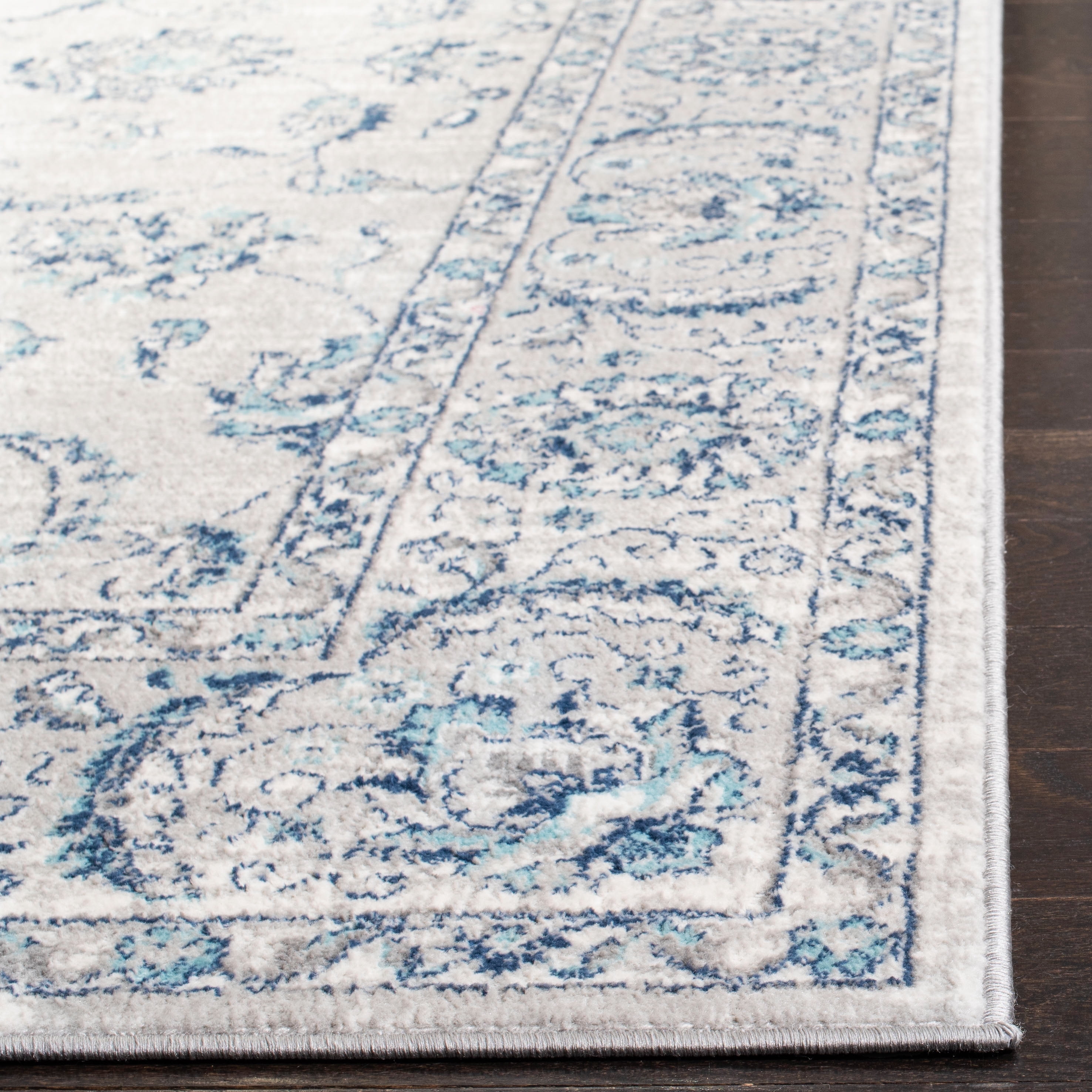 SAFAVIEH Brentwood Aloysius Oriental Runner Rug, Light Gray/Blue, 2' x 8'