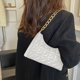 thumbnail image 5 of Nuevo bolso de mano tipo baguette de cuero artificial con contraste de diamantes y un solo hombro debajo del brazo, 5 of 6