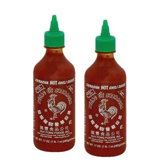 Huy Fong Sriracha Hot Chili Sauce, 17 oz Bottles (2 pack)