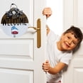 thumbnail image 2 of Bienvenida Con 12 Piezas De Iconos De Temporada Intercambiables Colgador De Puerta De Madera Para Decoraciones De Casas De Campo Sweethay HA043054-02, 2 of 6