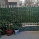 thumbnail image 4 of 1pc de hojas artificiales de cerca decoración verde deja de hojas de valla adorno (verde oscuro), 4 of 6