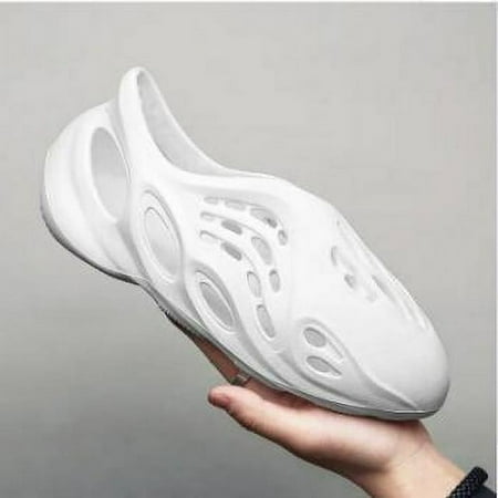 

Men Women Slip-Resistant Shoes Garden Clogs Foam Runner Shoes Casual Sports Shoes Lightweight Walking Sneakers Water Shoes Slip-On Outdoor Indoor Summer Beach Sandals Breathable Cloud Slides Slippers