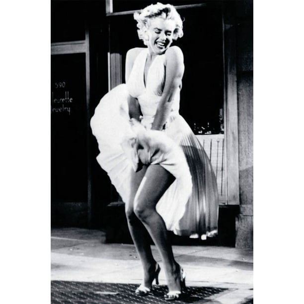 Marilyn Monroe Famous White Dress Skirt Flying Up Over Subway Poster Print Art Walmart Com Walmart Com