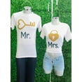 thumbnail image 1 of Playera Duo Parejas 2 Piezas Mr y Mrs Llave y Candado Color Blanco Talla Chica Marca Emil SaEs, 1 of 4