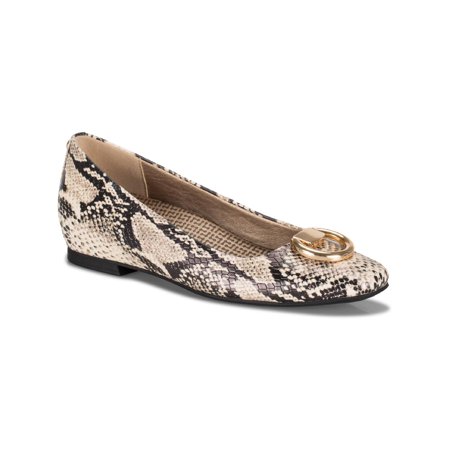 

Baretraps Womens Perrie Faux Fur Animal Print Flats