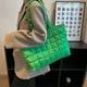 thumbnail image 5 of Bolso Mano Un Hombro Algodón A Cuadros Con Bordado Acolchado Otoño E Invierno 6451 (verde) Verde, 5 of 9