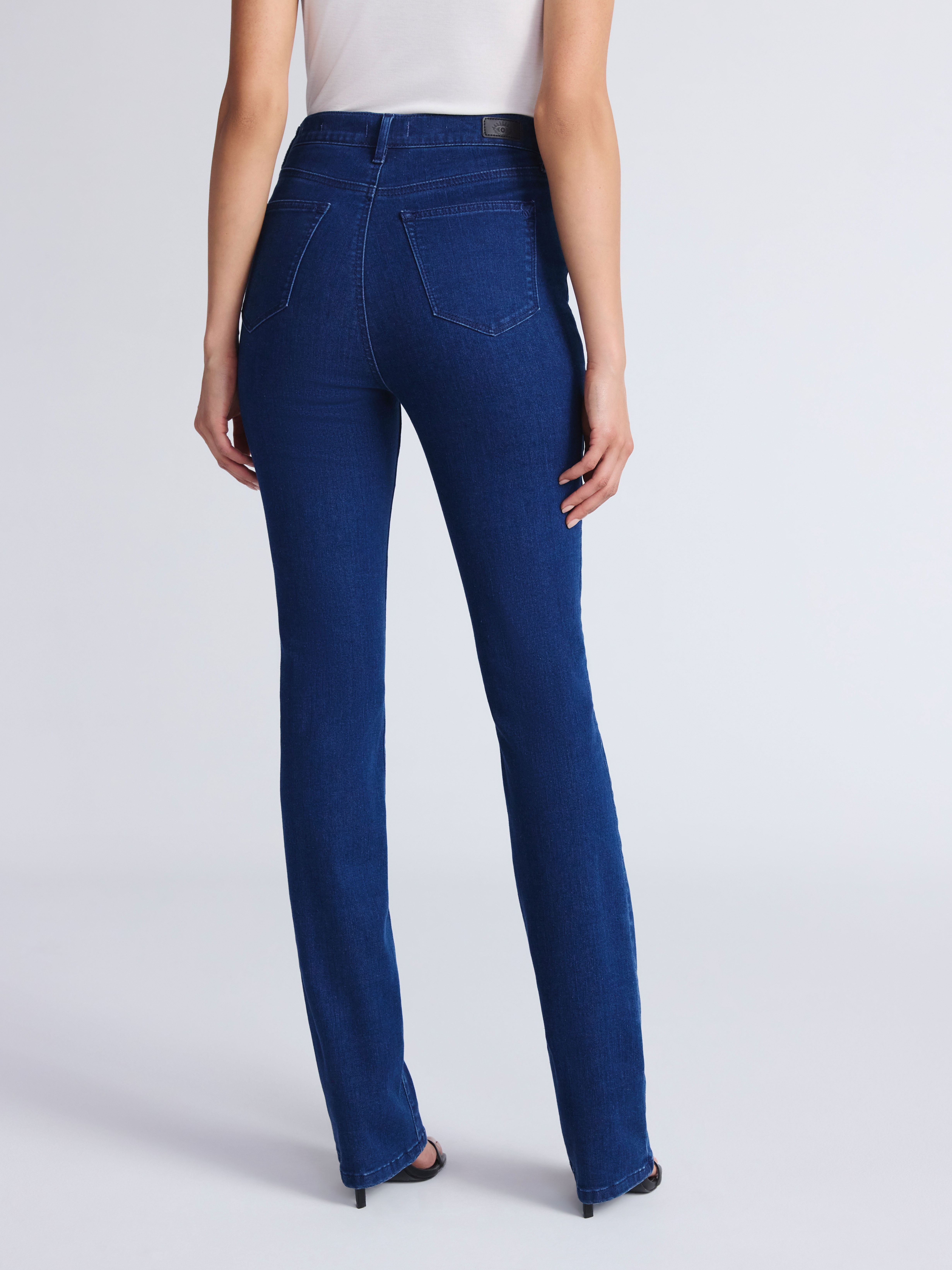 Sofia by Sofia Vergara Women's and Women's Plus Size Marisol Bootcut Curvy Super High Rise Jeans, 30.5", 32.5" and 34.5" Inseams, Sizes 0-28