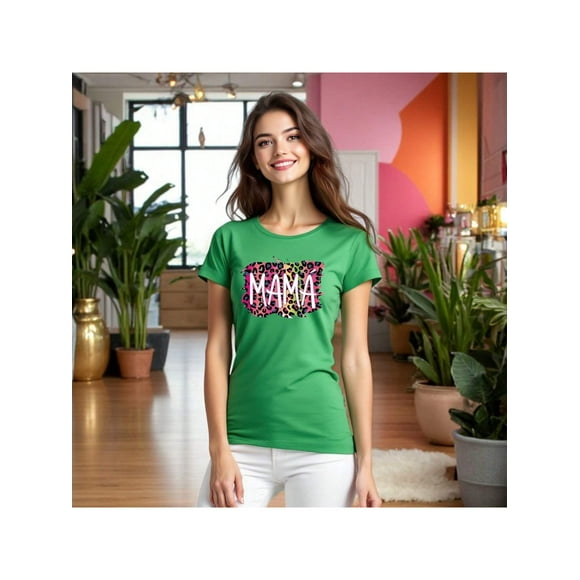 Playera Blusa Mama Mamá Fieramente Increíble – Estilo Animal Print con Actitud Color Verde Talla Mediana Marca Emil SaEs