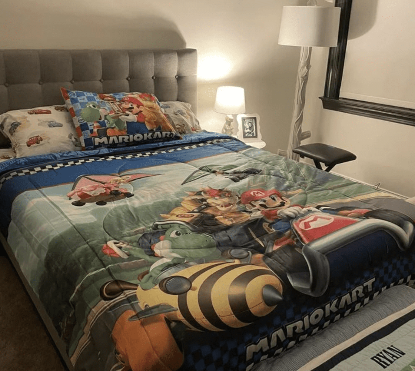 Franco Kids Super Mario Soft Twin Size Comforter, 64" W x 86" L