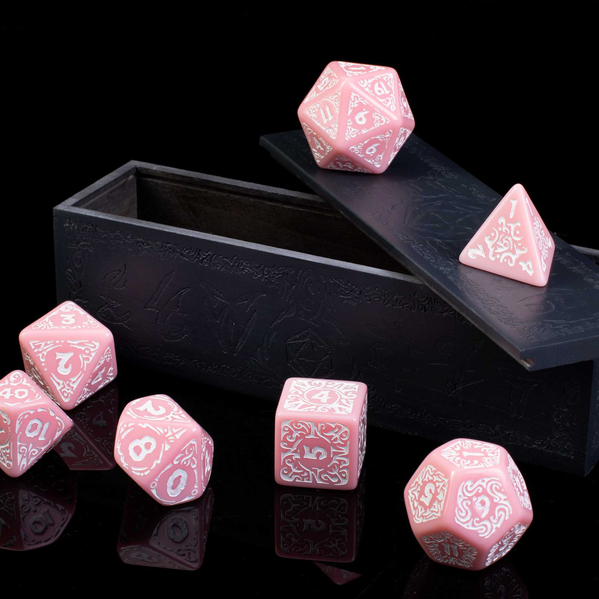 Wiz Dice Titan Dice - Polyhedral Dice Set for Tabletop RPG Adventure Games with a Wooden Dice Box - DND Dice Set, Suitable for Dungeons and Dragons a